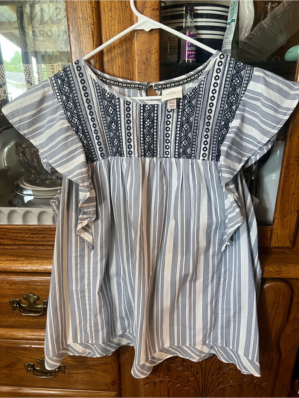Knox Rose Blue and White Striped Embroidered Flutter Sleeve Blouse